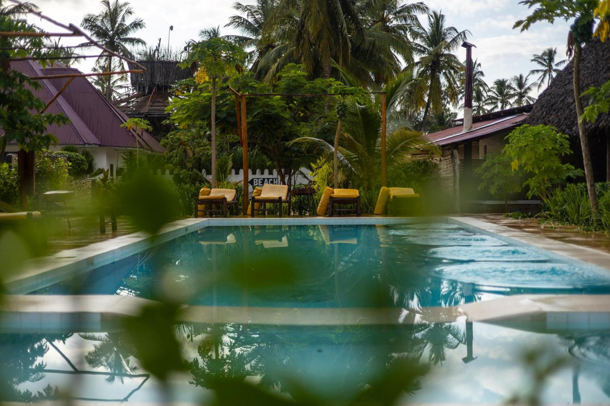 Mem Luxury And Hotel *